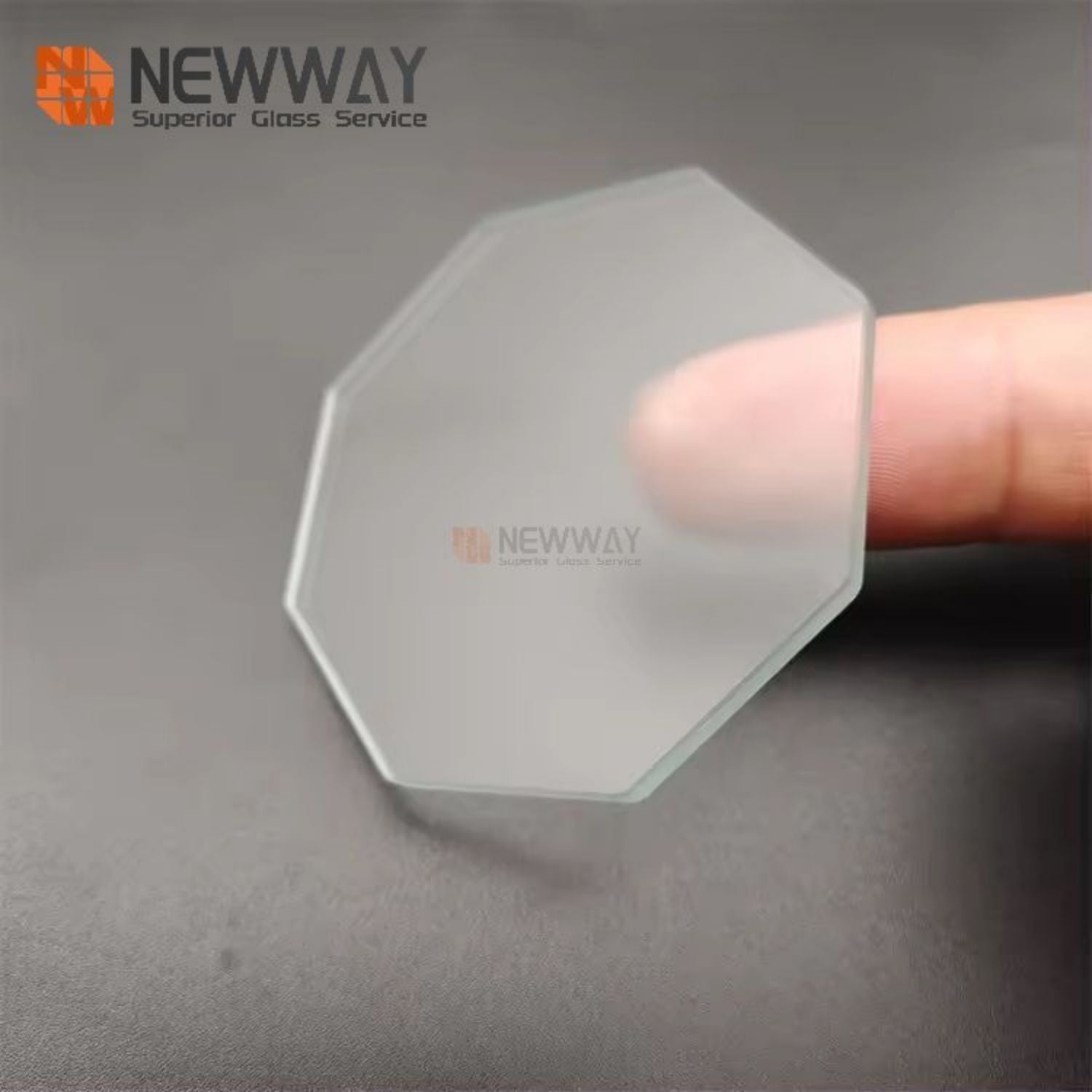 Customized Polygonal Cutting Etching 0.7mm 1.1mm Anti Glare Matte Tempered Glass