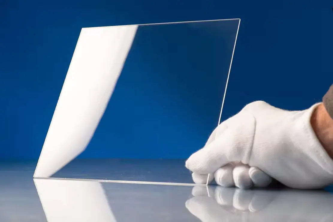 ITO coated glass improving solar panel efficiency through high transparency and conductivity